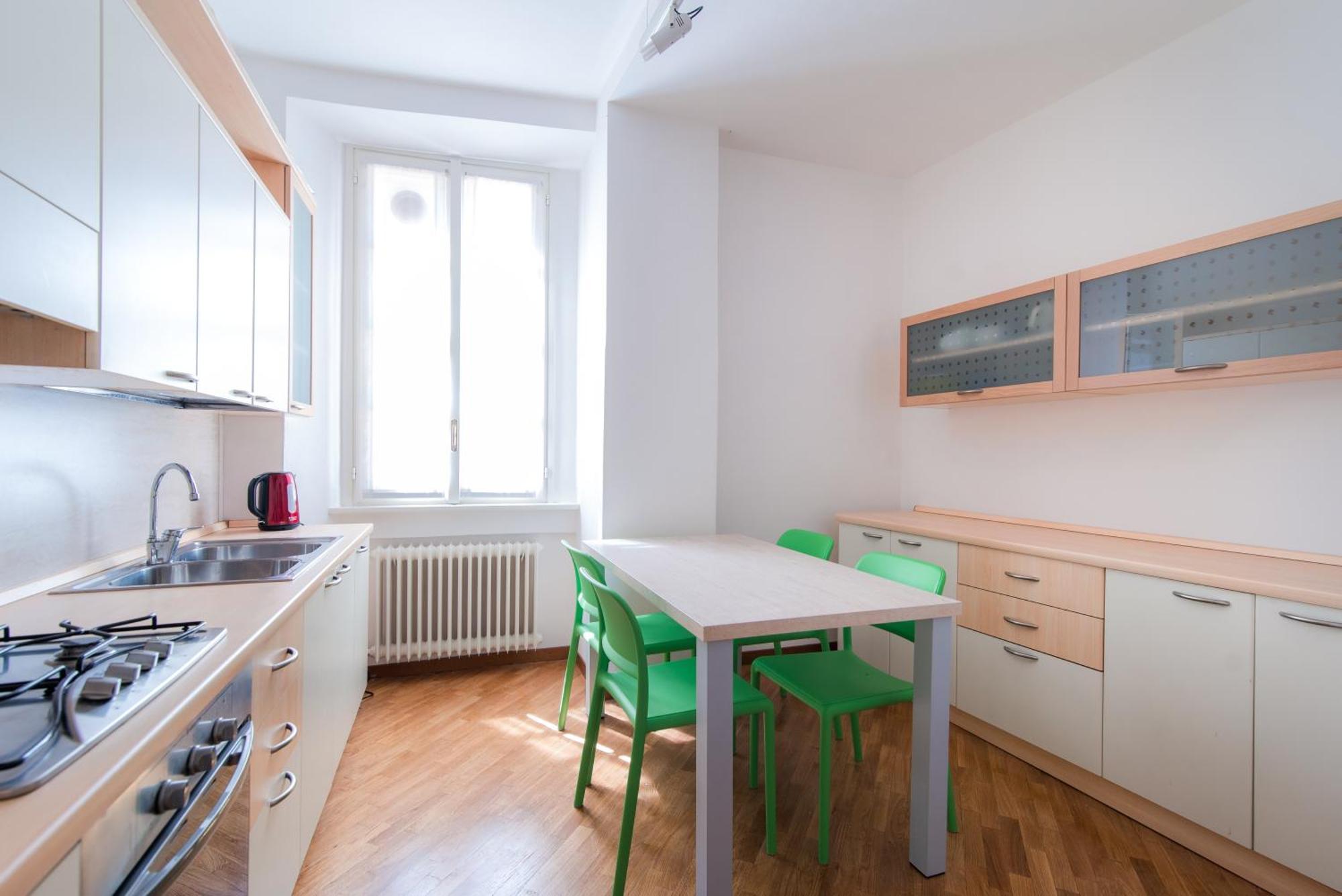 Center Home - The House Of Travelers Como Exteriér fotografie